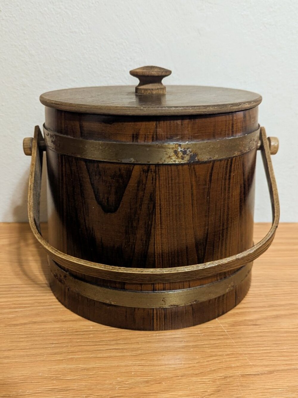 VTG Baskettville Putney  Wood Ice Bucket Barrel